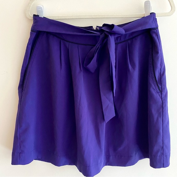 Banana Republic Skirt with Tie Front and Pockets - Picture 2 of 3